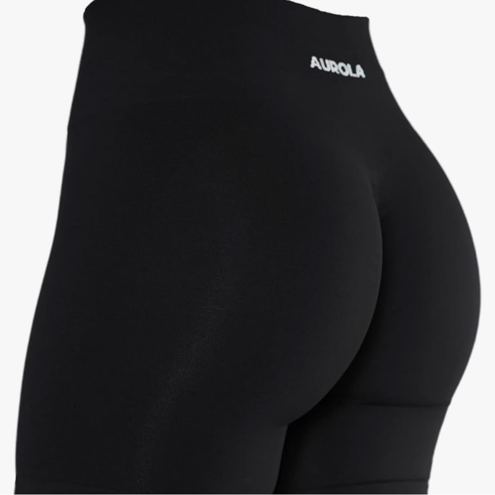 Aurola Shorts - Black